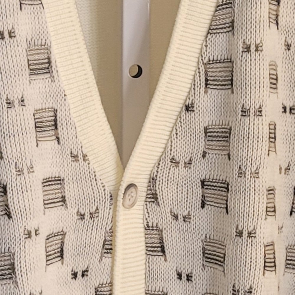 Willow 90s Cream and Black Patterned Cardigan - Picture 3 of 4